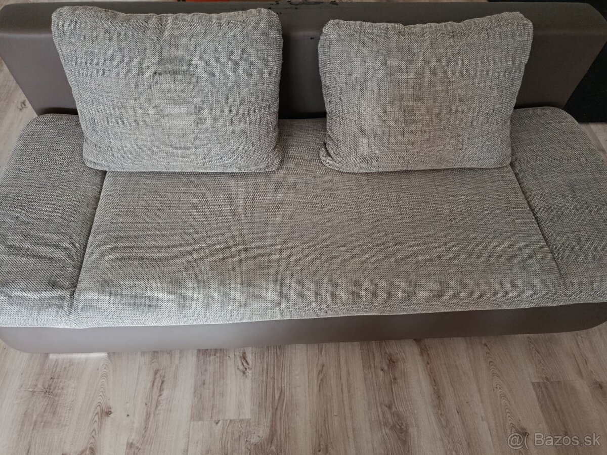 Rozťahovaci gauč - 6