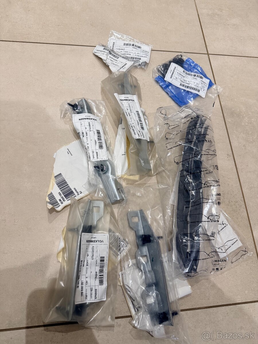 VW Touareg 2 - Originálne strešné nosiče - 6