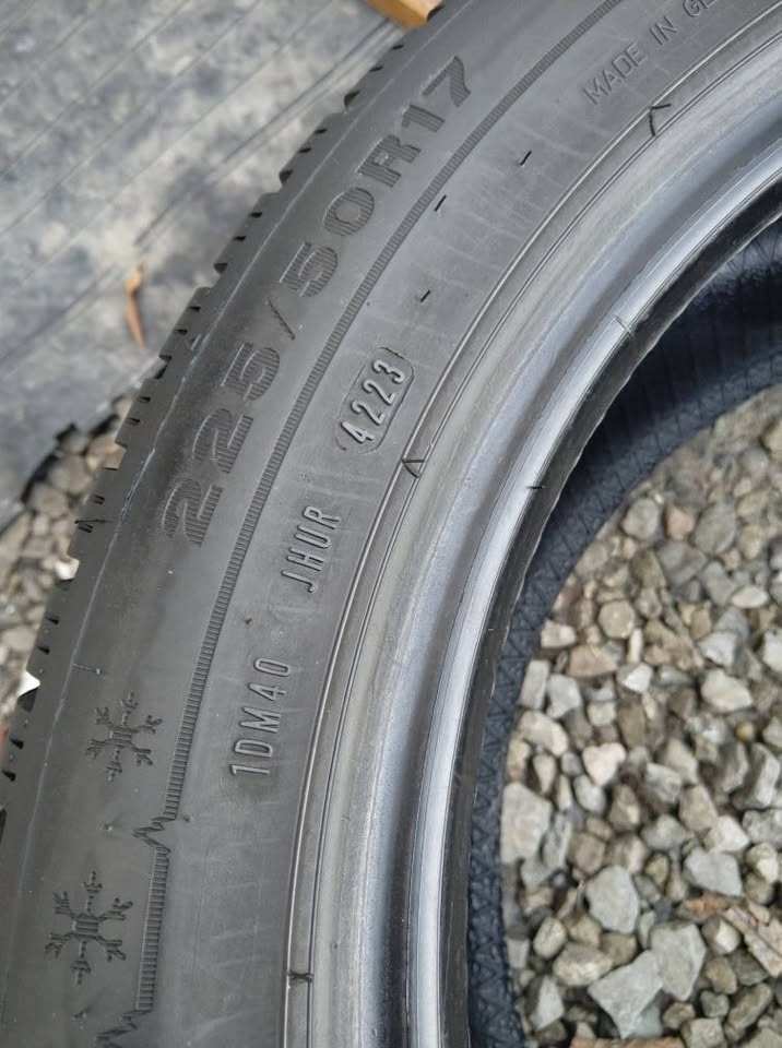 Zimné 225/50 R 17 98 H XL. - 6