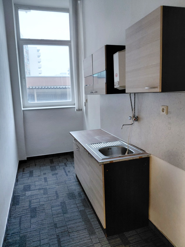 Prenajmeme admin. priestor so 6 kanceláriami v BA Ružinov - 6