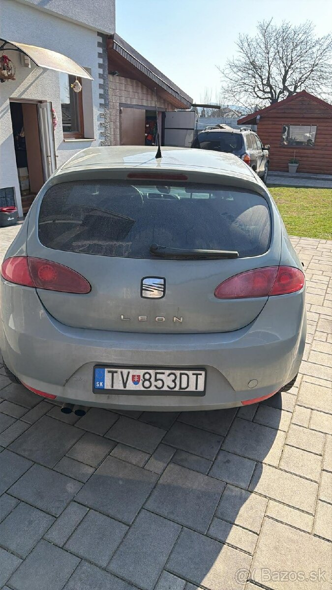 Predám Seat leon 1P 2.0TDi - 6