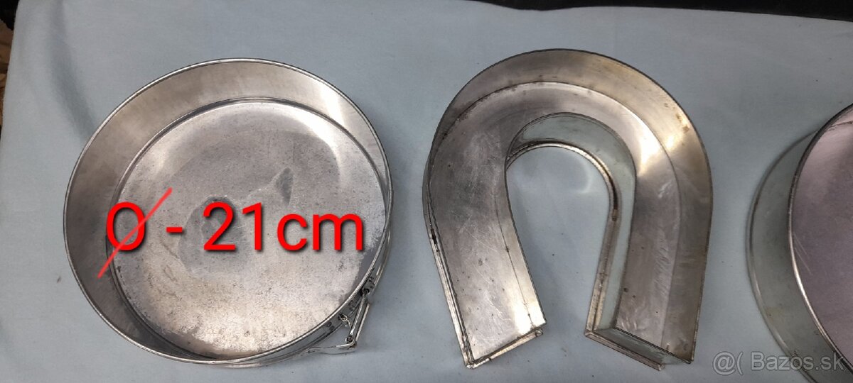 Starožitné Formy na pečenie + zdobičky - 6