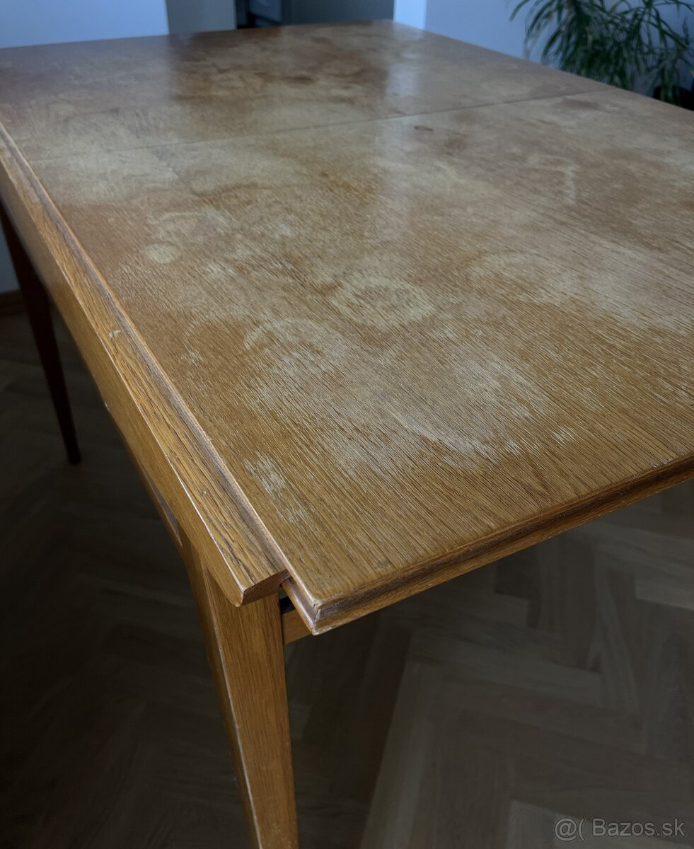 Poctivý retro rozkladací jedálenský stôl z masívu 70 roky - 6