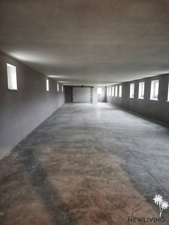 PRENÁJOM: 2 haly s administratívnou časťou, Sokolovce - 6