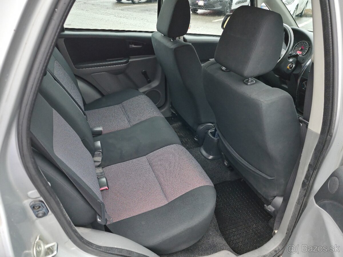 Predám Suzuki Sx4 1,5 benzín - 6