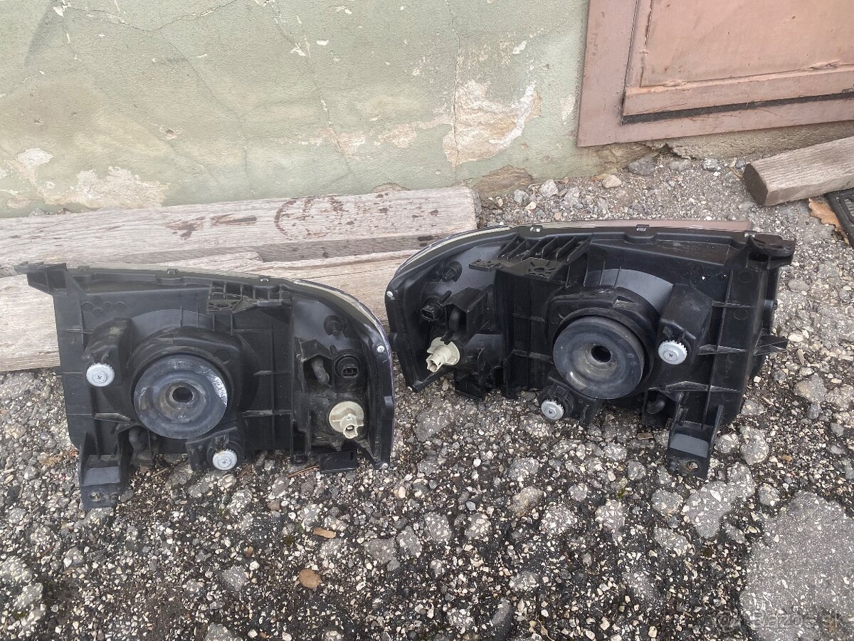 Ford Ranger predné svetlá - 6