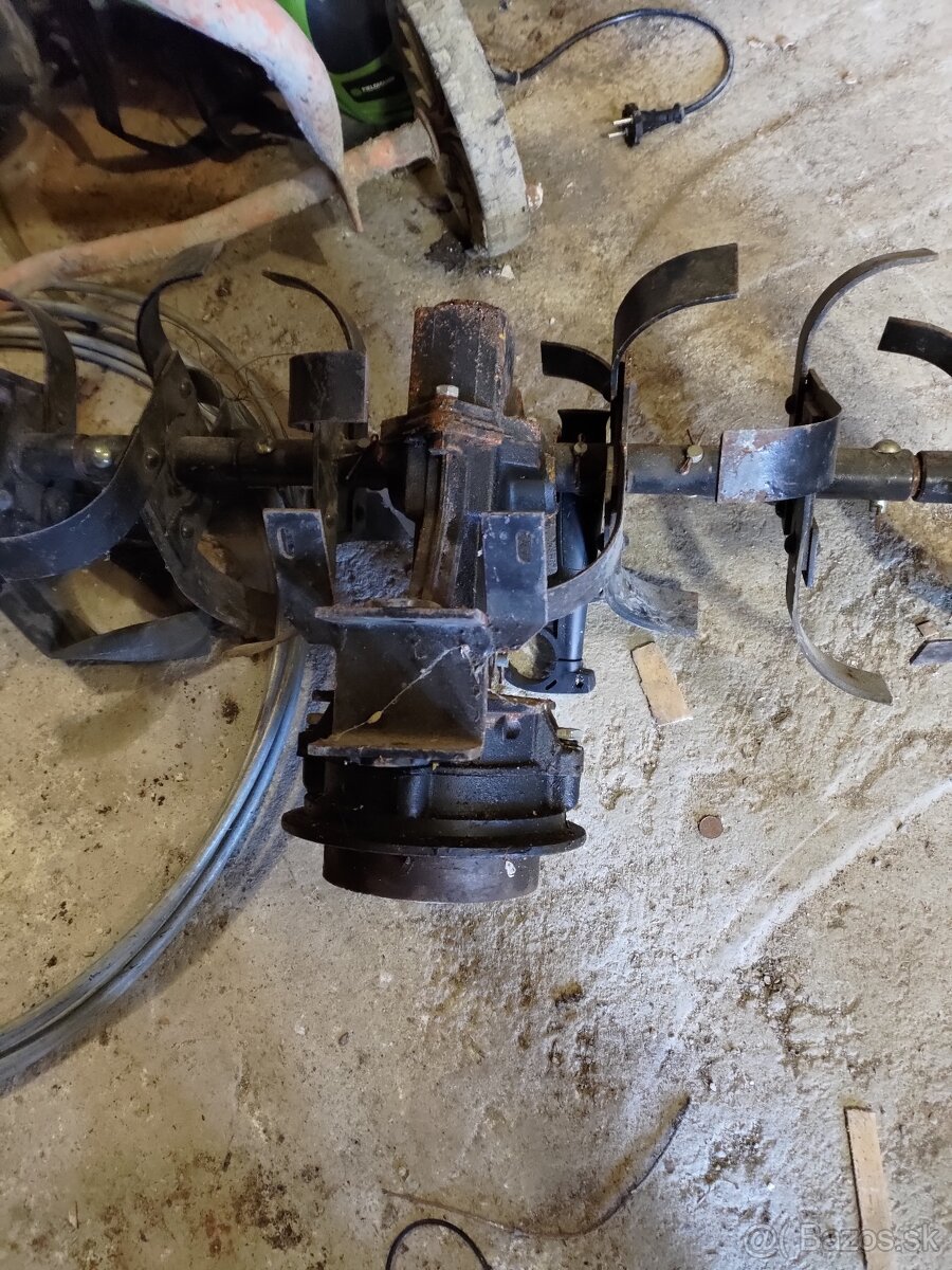 Dvojkolesovy malotraktor - 6