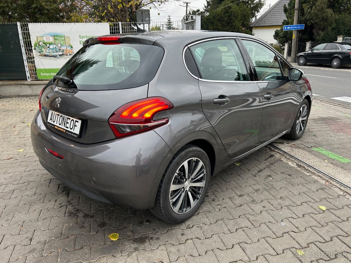 Peugeot 208 1.2benz Allure Automat6 - 6