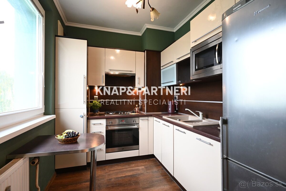 Priestranný 4-izbový byt v tichej lokalite plnej zelene - 6