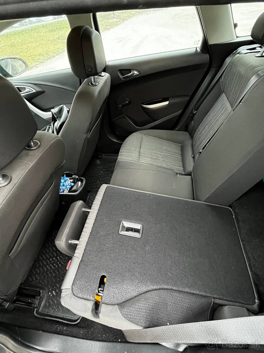 Astra Sport Tourer - 6