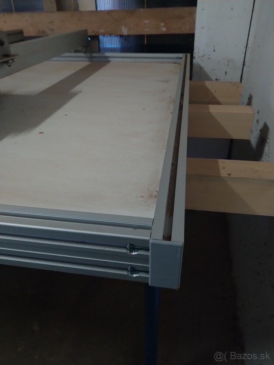 Predám zrovnávací frézovací stôl - 6