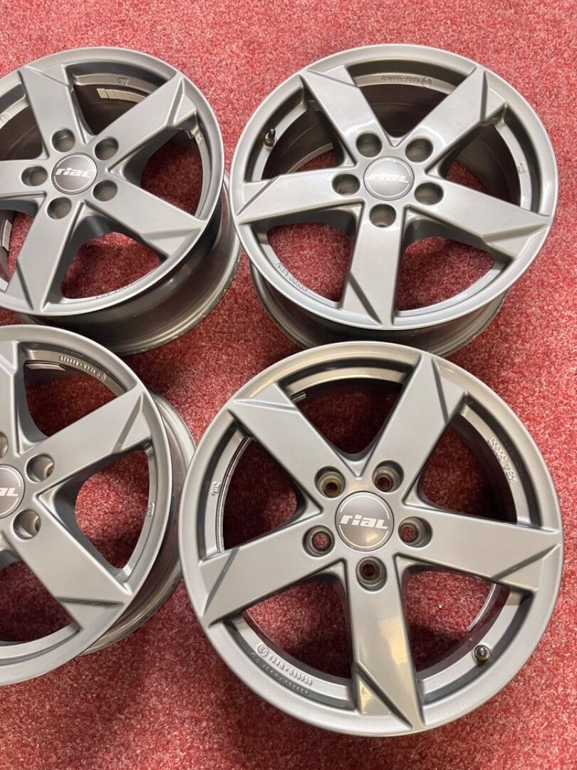 5x112 R16 alu disky Rial - ET 33 - 6
