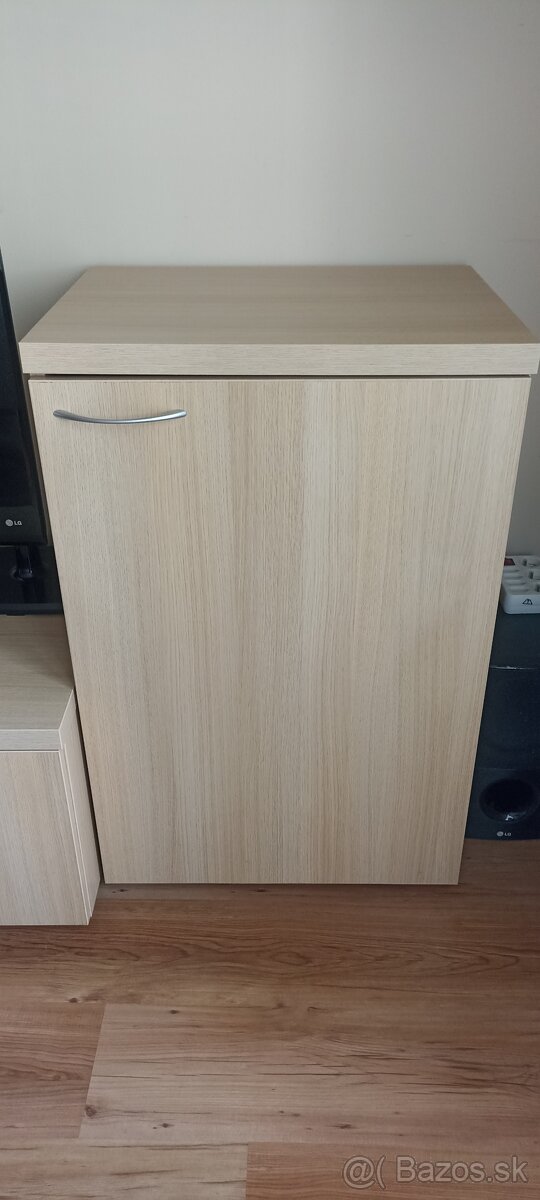 Obyvacia stena so stolikom - 6