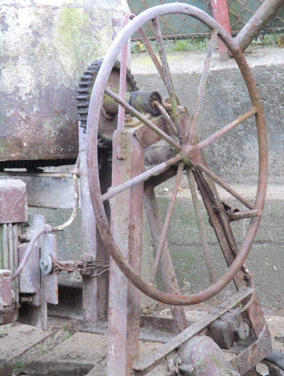 miešačku s objemom 150 litrov - 6