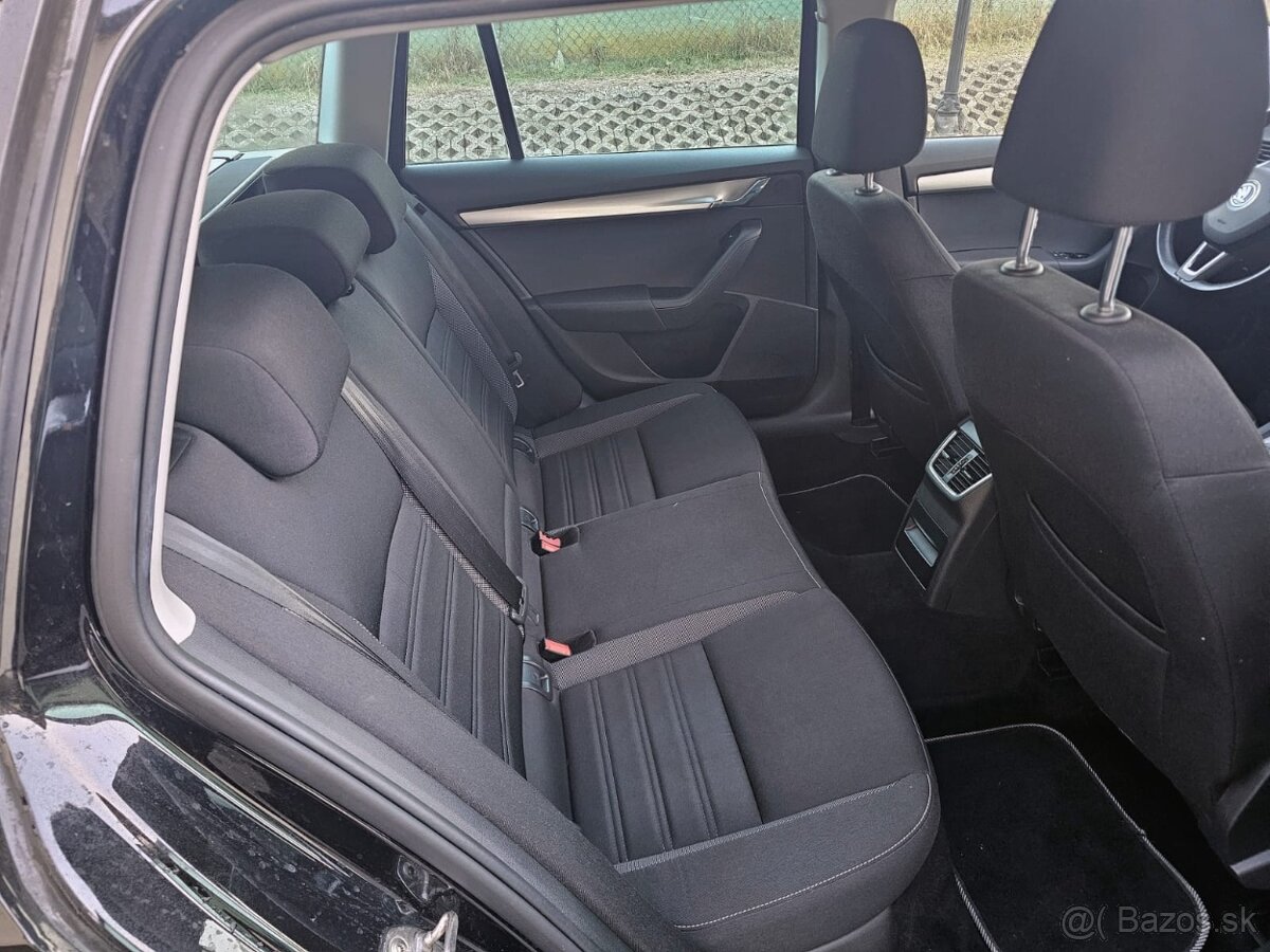 Škoda Octavia Combi 2.0 TDI DSG - 6