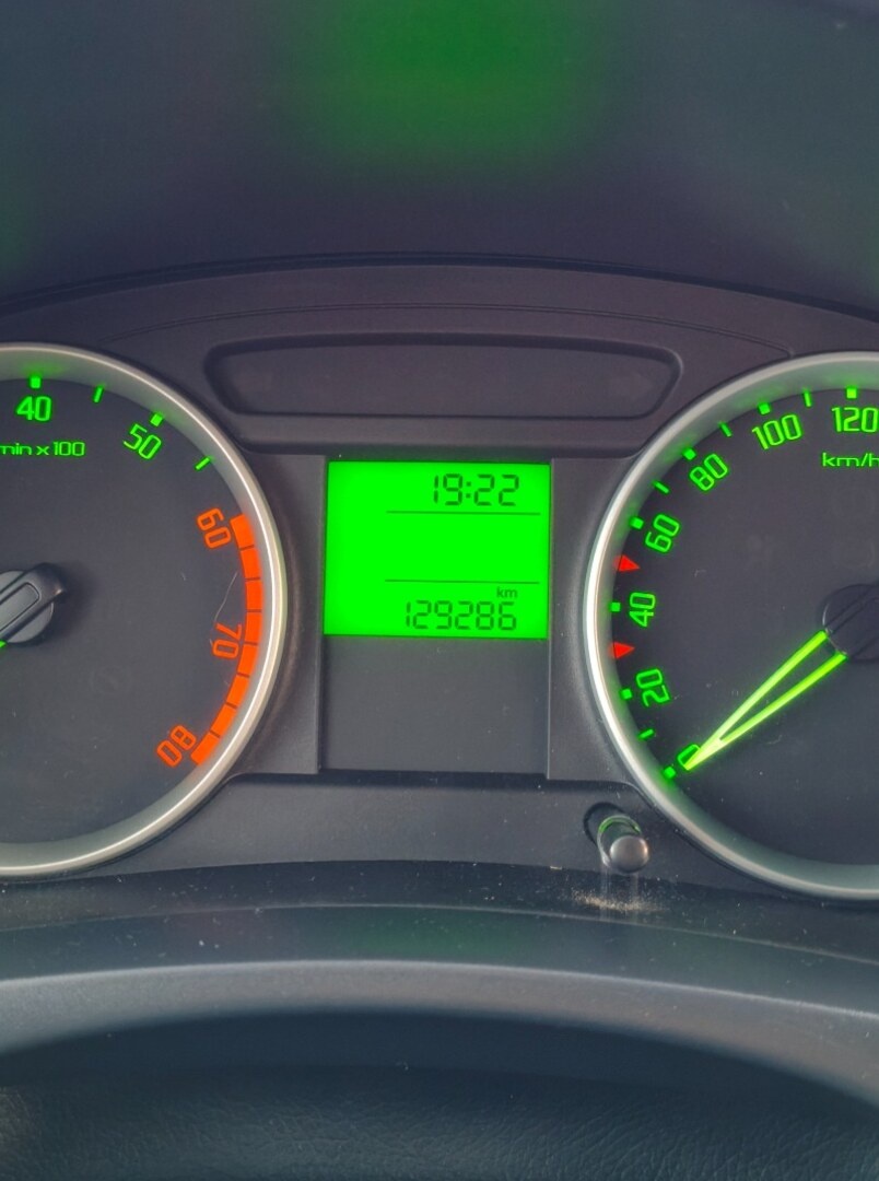 Škoda Roomster 1.6 16V MPI benzín - 6