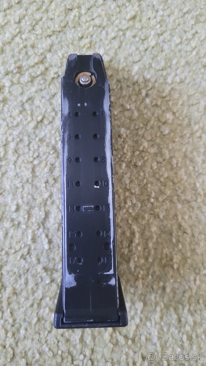 Predám airsoft Glock 17 WE - 6