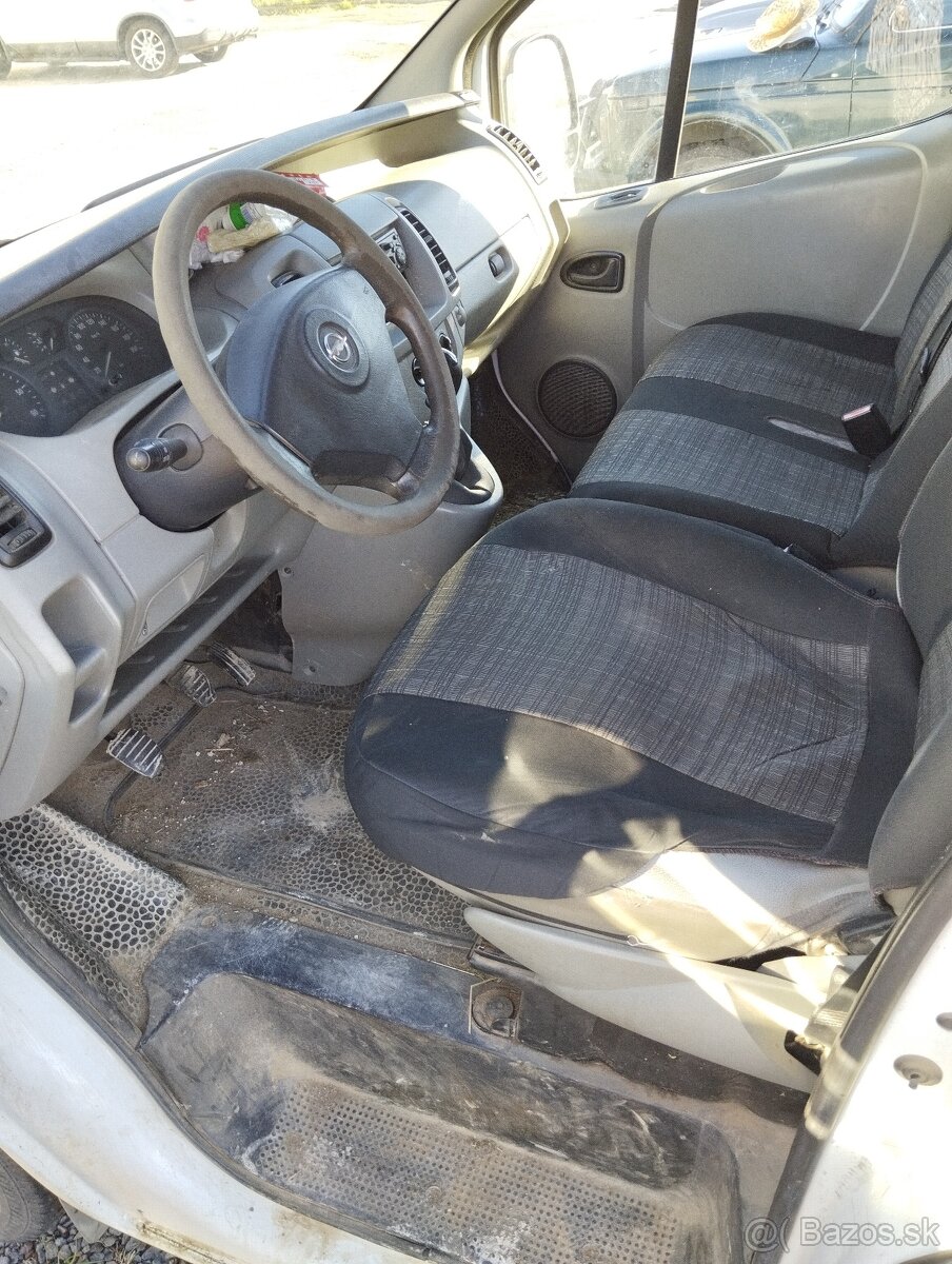 Opel vivaro - 6