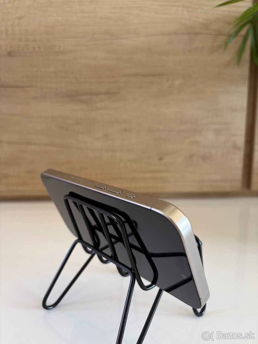 Iphone 16 pro 256GB - 6