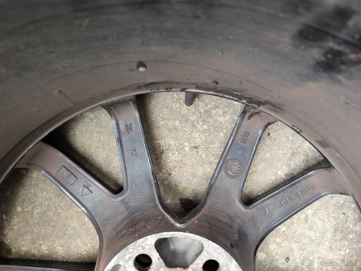 Octavia I RS spider R17" - 6