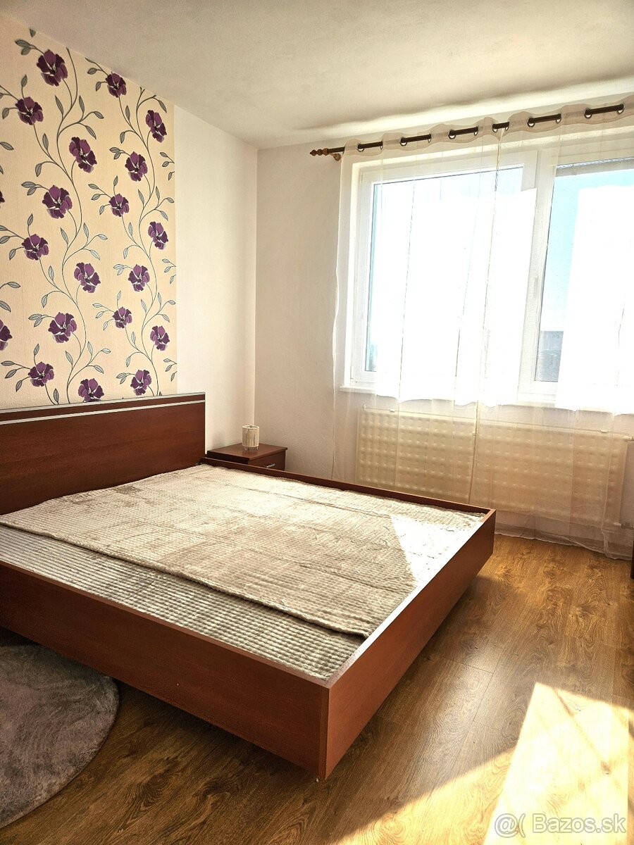 3,5 i byt sídlisko JUH/TOPOĽČANY, ul. Bazovského - 6