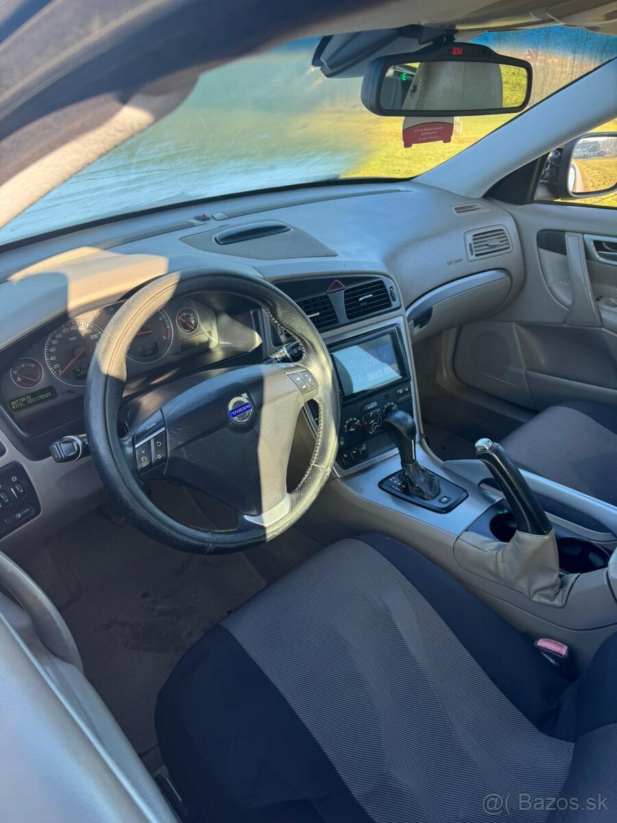 Volvo XC70 4x4 2.4d 136kw - 6