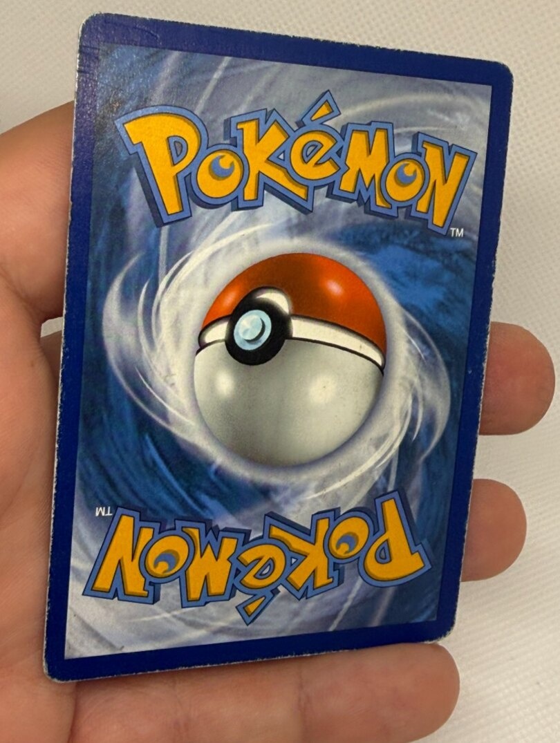 Originál Pokémon – Calyrex VMAX 204/198, MP stav - 6