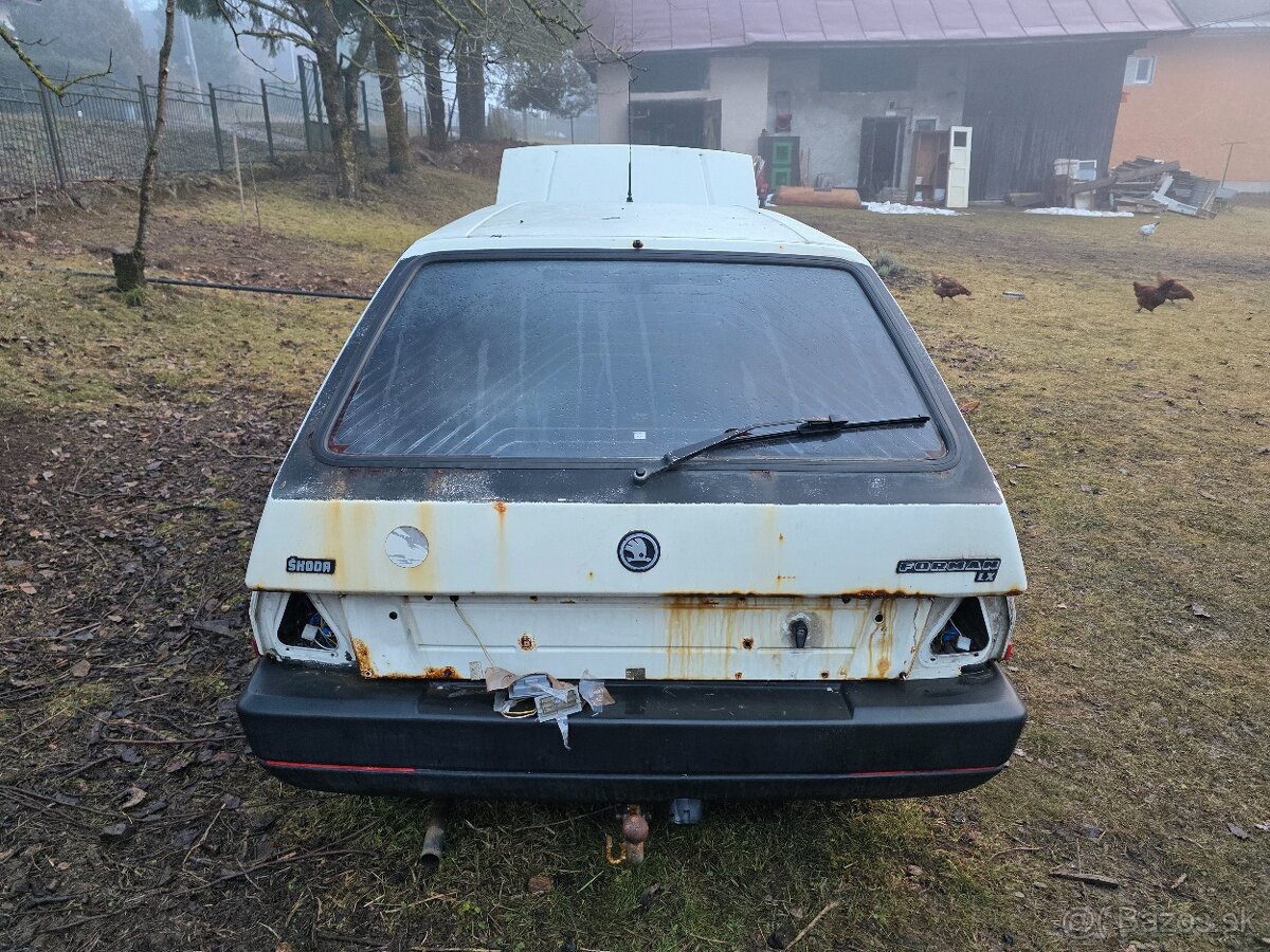 Škoda Forman 1994 1.3 MPi - 6