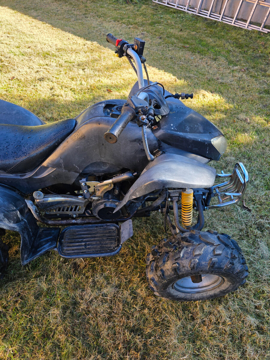 Predám ATV štvorkolku 150ccm automat - 6