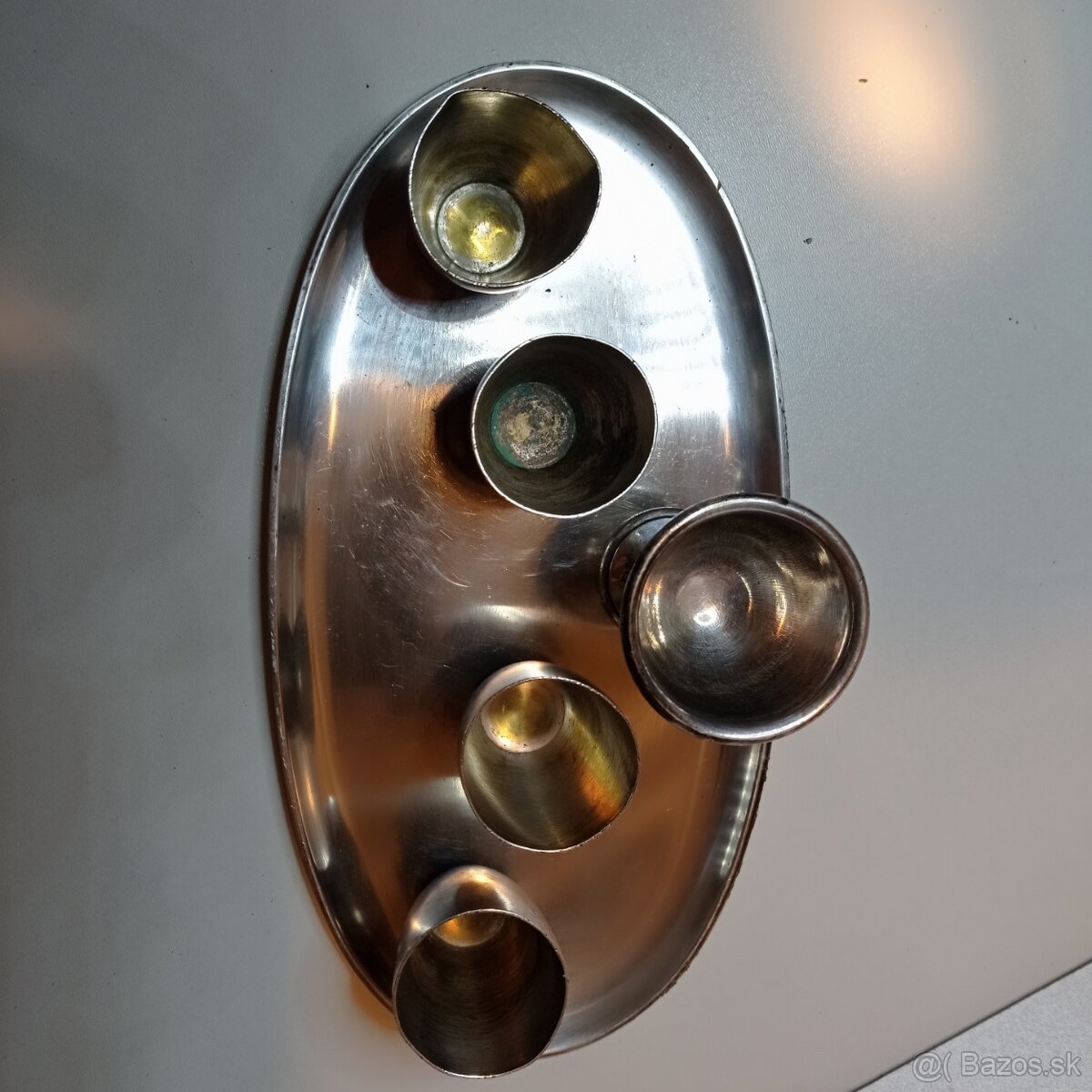 starožitná sada: alpaková tácka, štamprlíky - 6