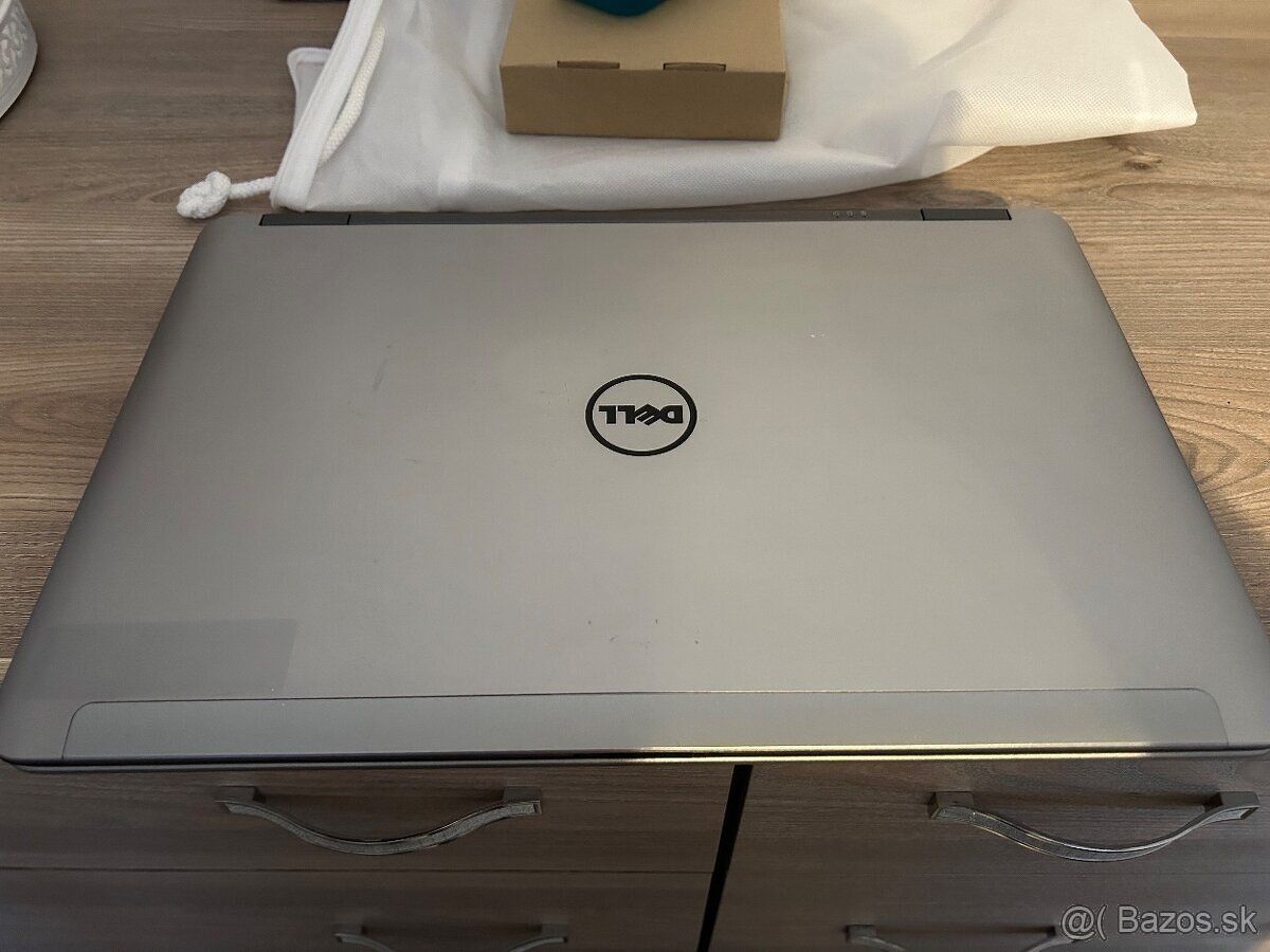 Profi Dell Precision m2800 s Fhd,i7,8gb ram,SSD,AMD Firepro - 6