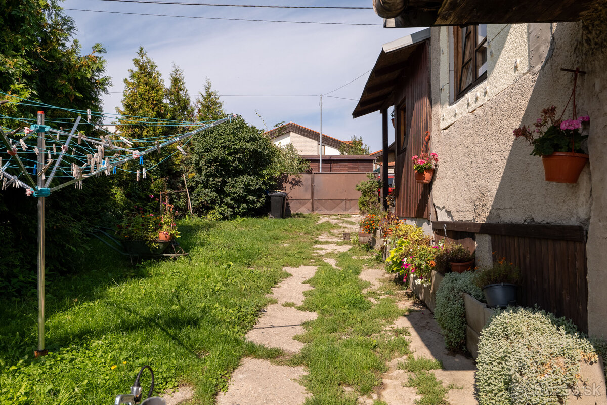 INVESTIČNÝ POZEMOK s možnosťou výstavby až 4 DOMOV | PEREŠ - 6