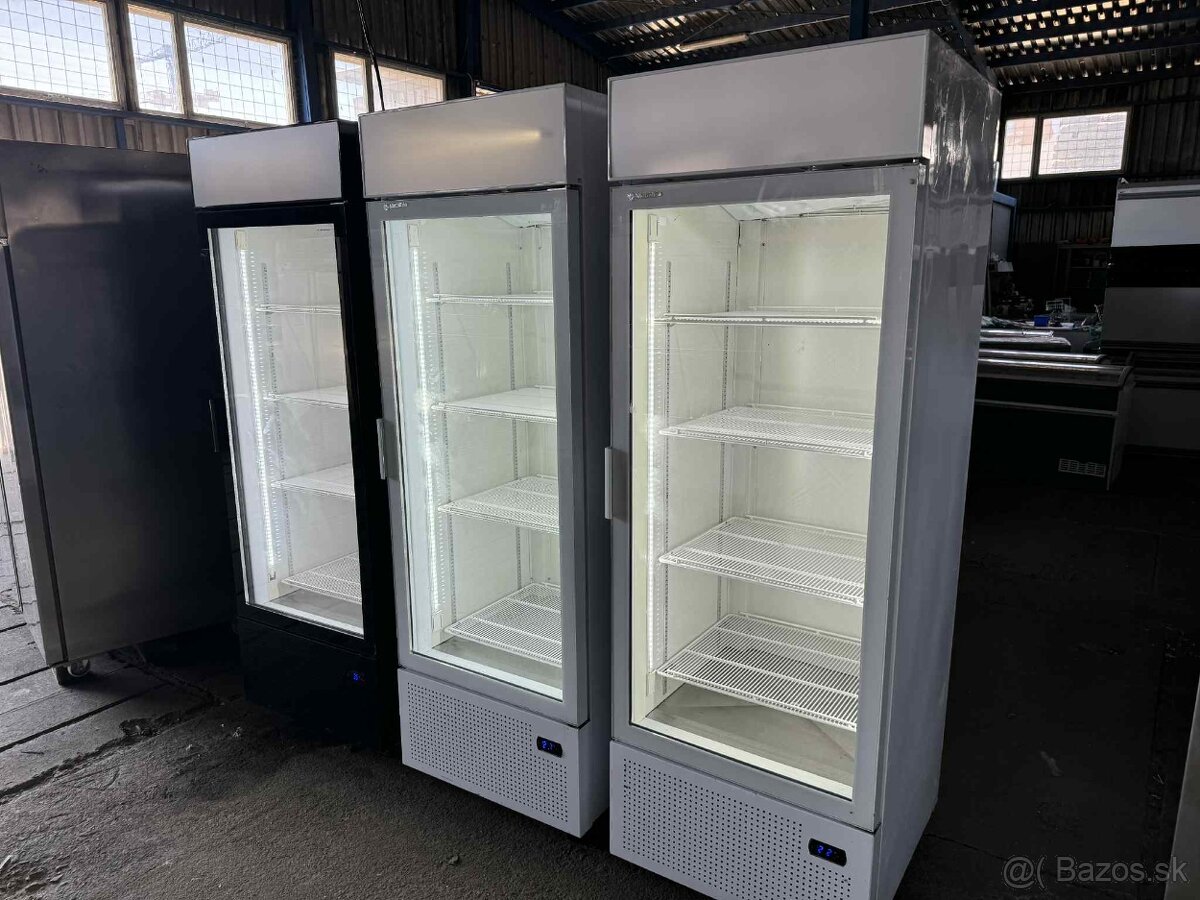 Prosklená lednice na přepravky 70x71x207cm - 6