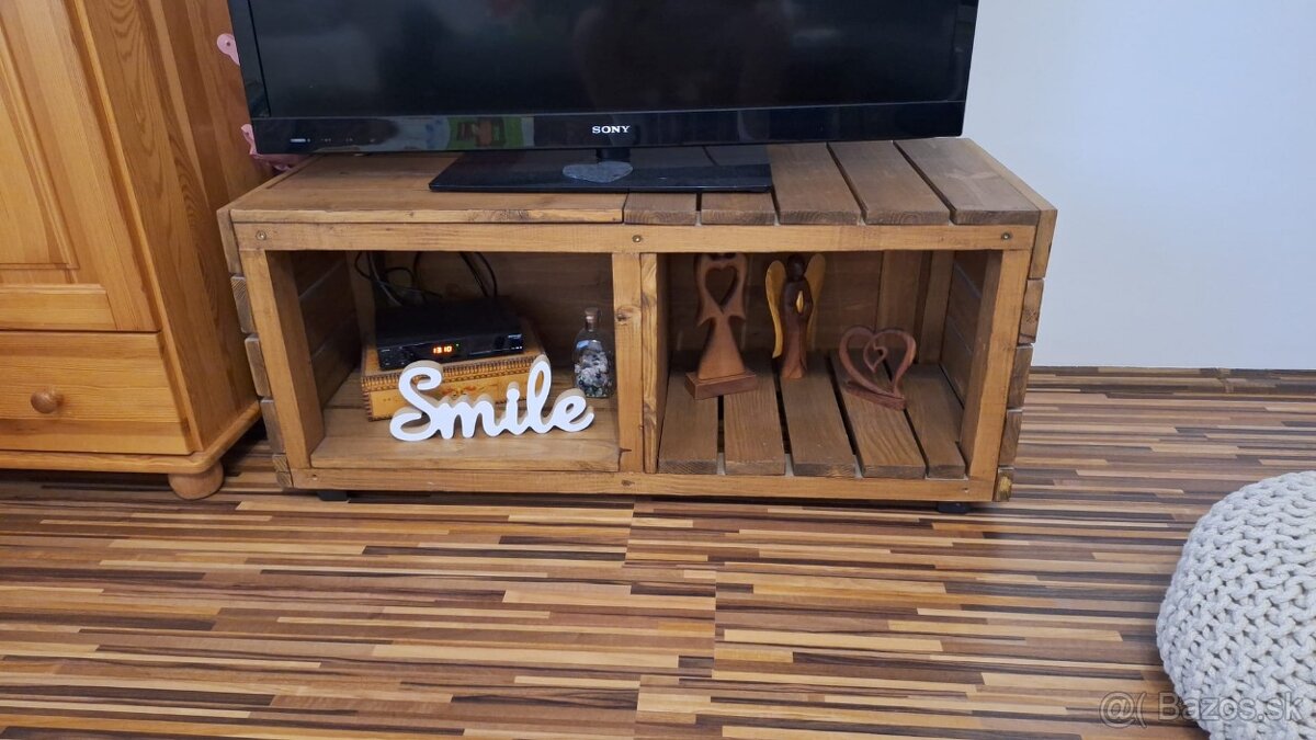 Predám ručne vyrobené stoliky - 6