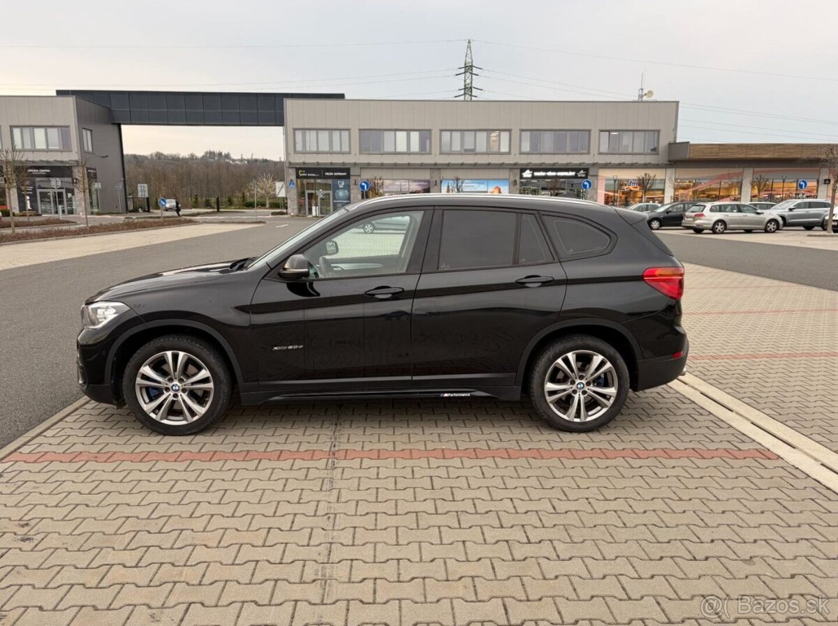 BMW X1 xDrive 20d 140kw ČR - 6