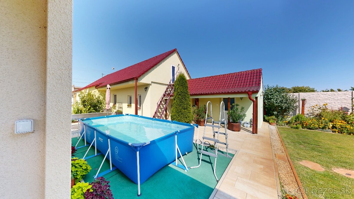 Romantický RD po kompletnej rekonštrukcii v Dolných Salibách - 6