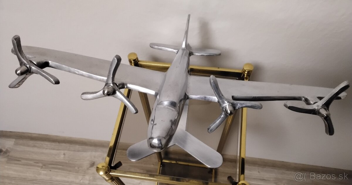Hliníkový starši model lietadla - 6