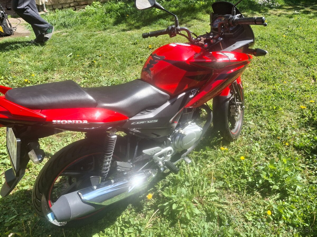Honda 125 cbf - 6