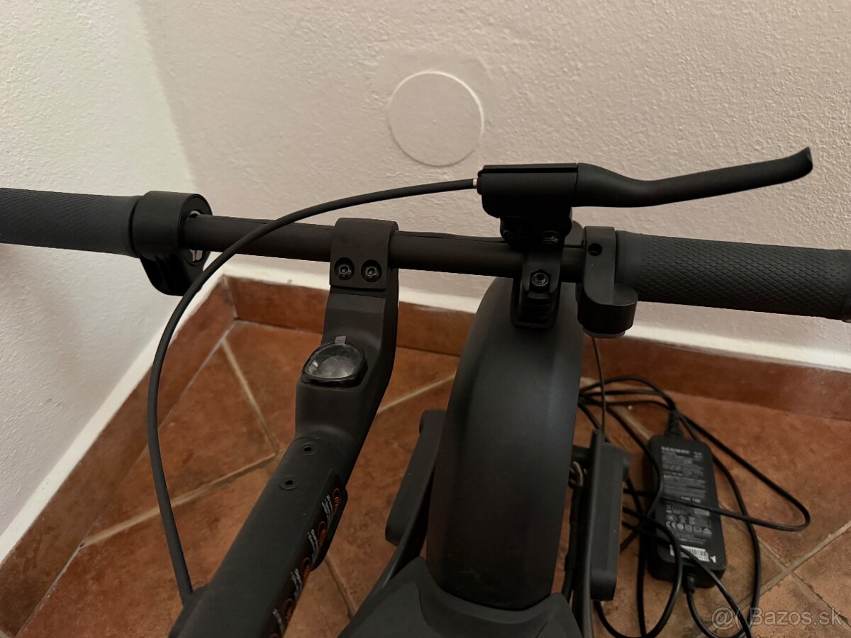 Ninebot Kickscooter F2 kolobežka - 6