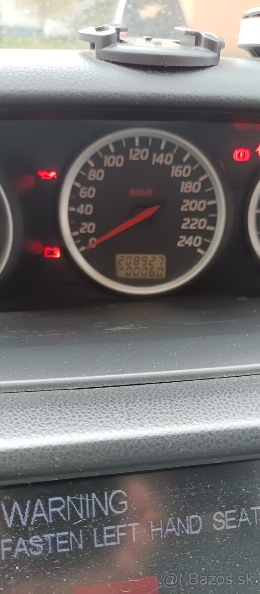 Nissan - 6