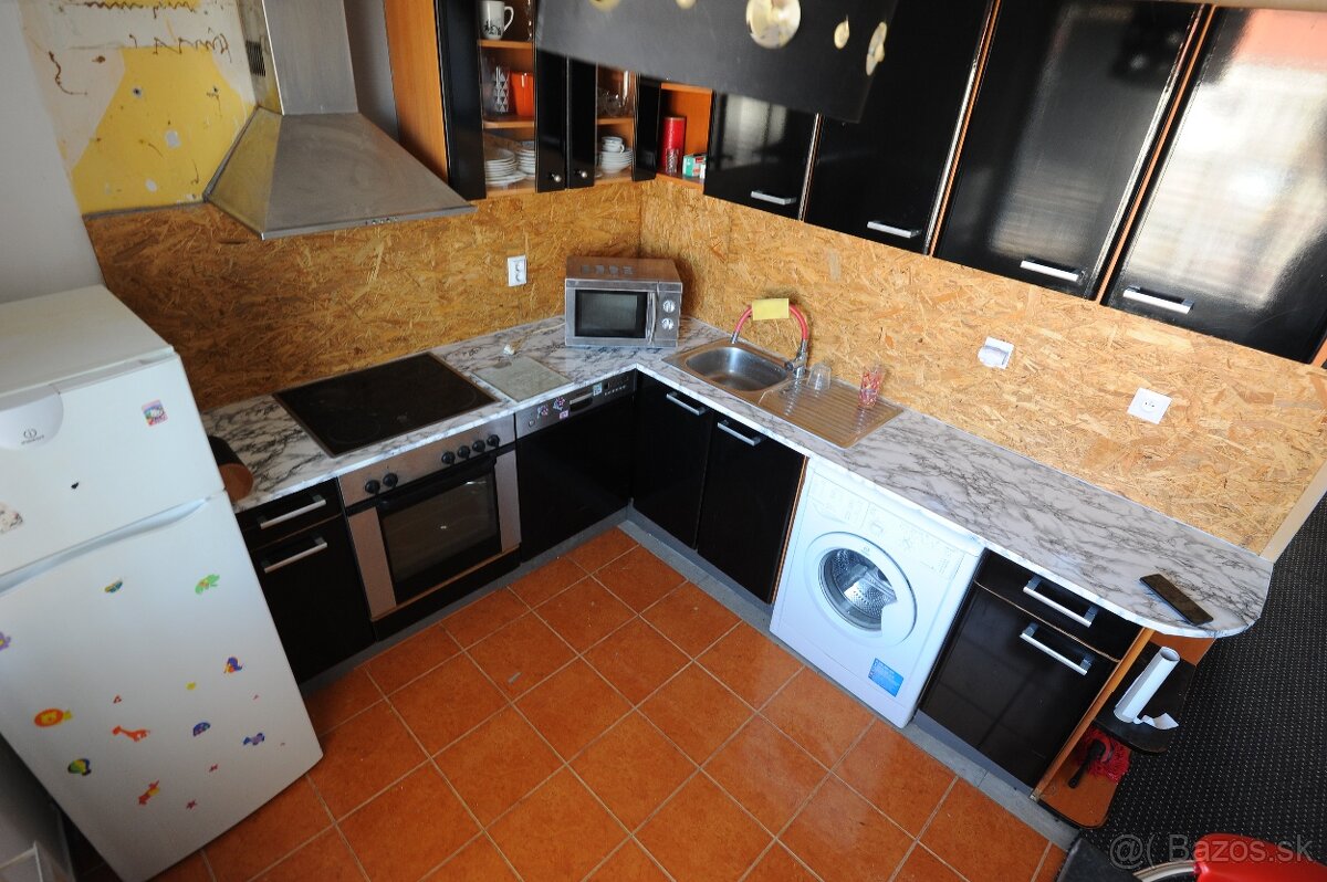 3 izbový byt s balkónom na PREDAJ - 6