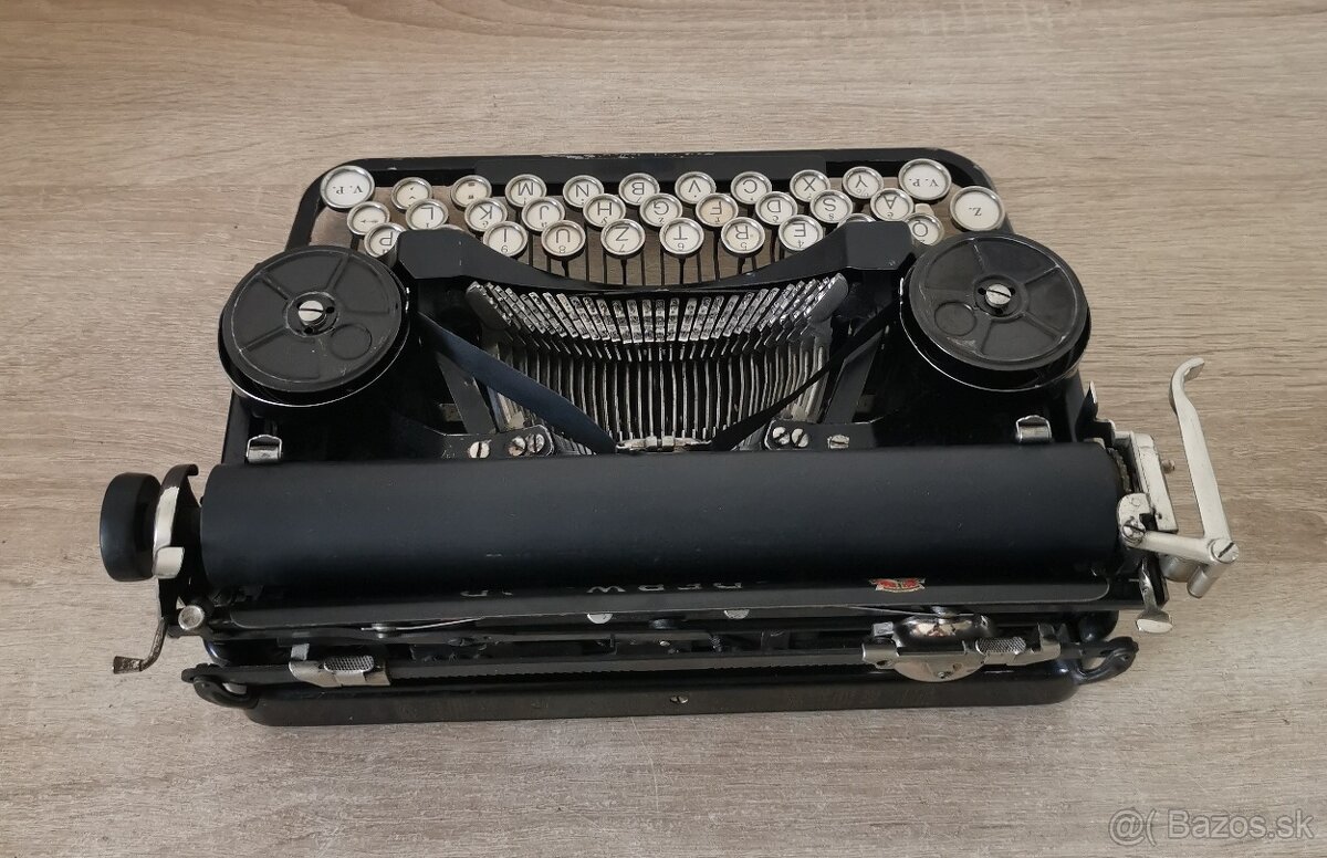 Starožitný písací stroj Underwood Portable 3Bank z roku 1925 - 6