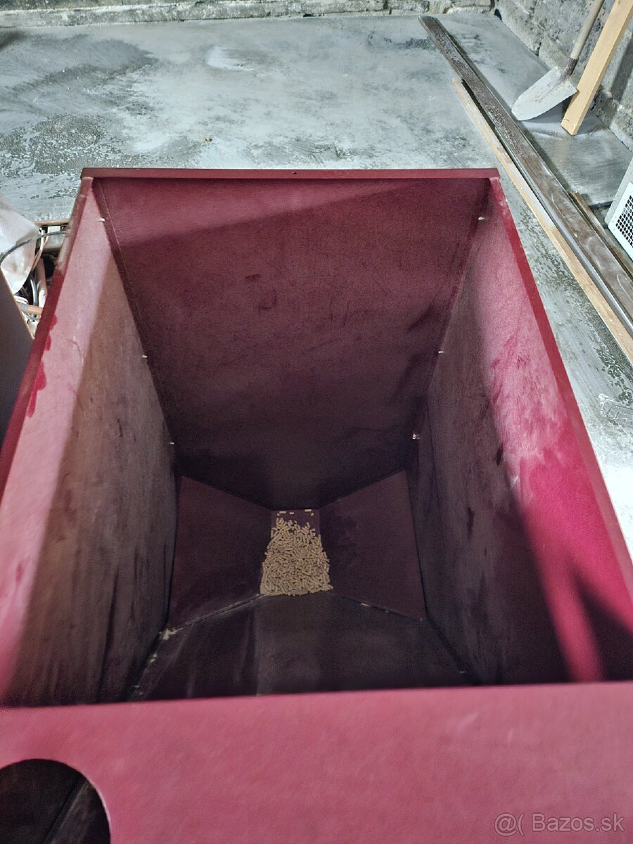 Predám peletový kotol - 6