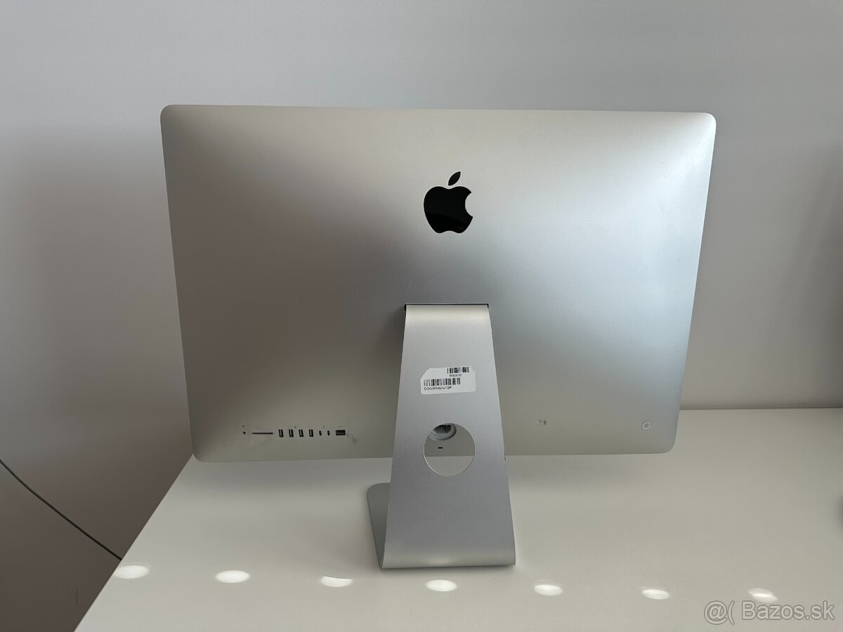 Apple iMac 27” Retina 5k 2017 / i7 / 40GB RAM / Radeon - 6