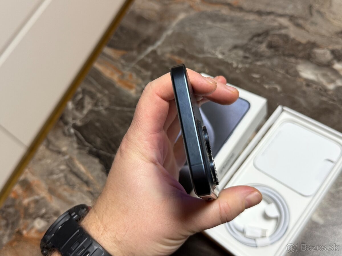 iPhone 15 Pro Max 512gb - Blue Titanium - 6