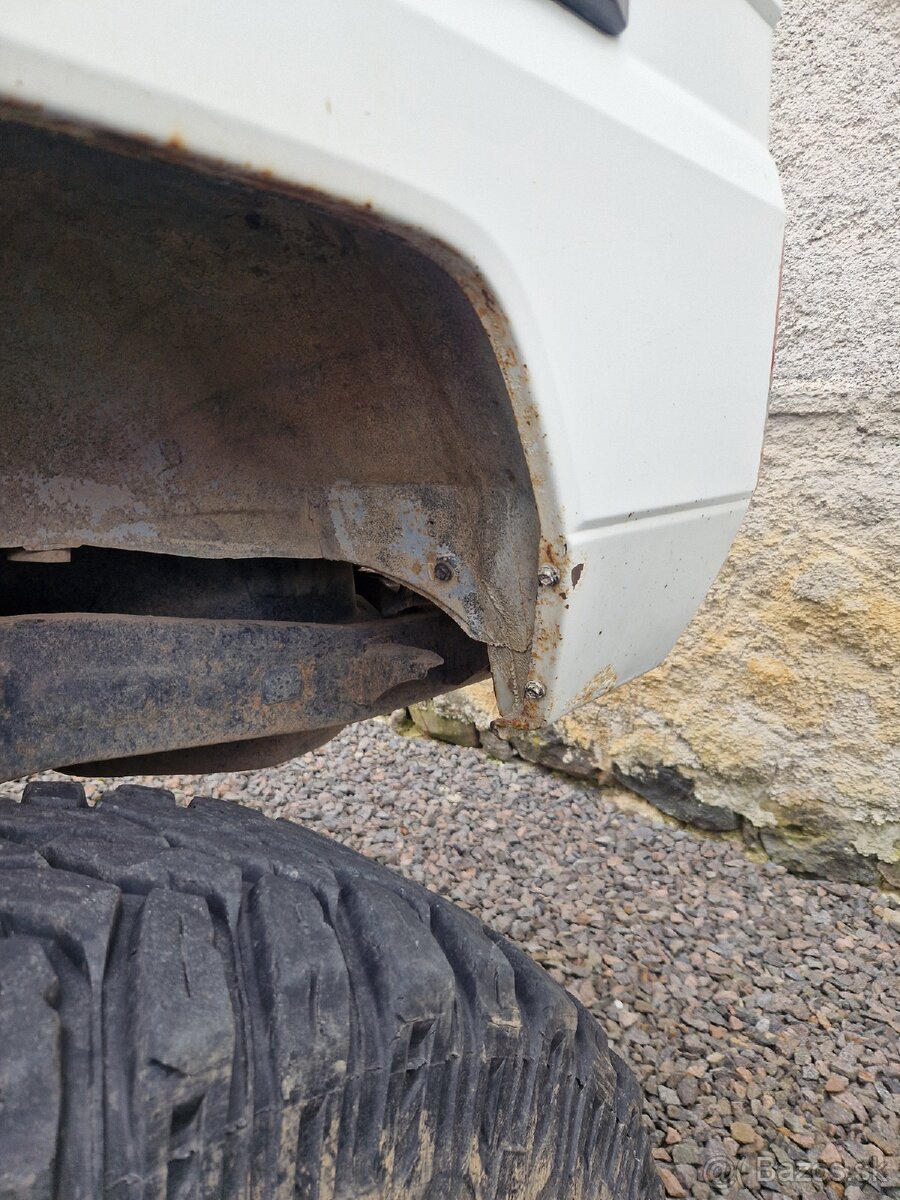 Toyota Land Cruiser 73 3.0 TD - 6