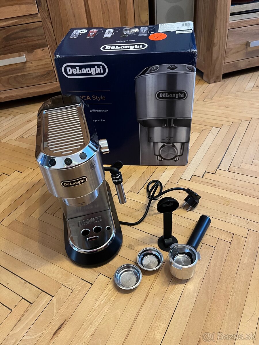 Kavovar Delonghi Nespresso Dedica Style - 6