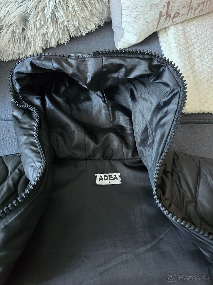 Dámska vesta veľ. S - 6