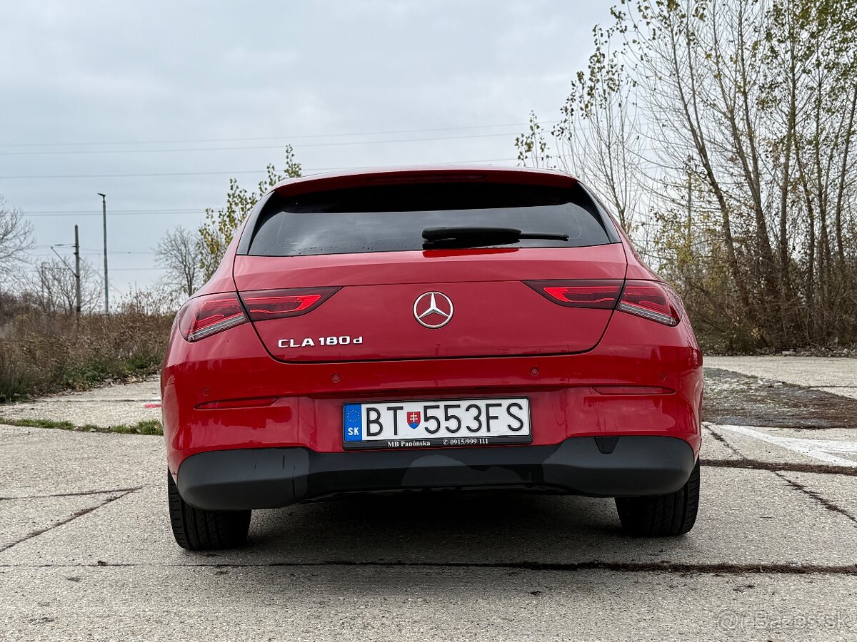 Mercedes Benz CLA 180d Shooting Brake - 6