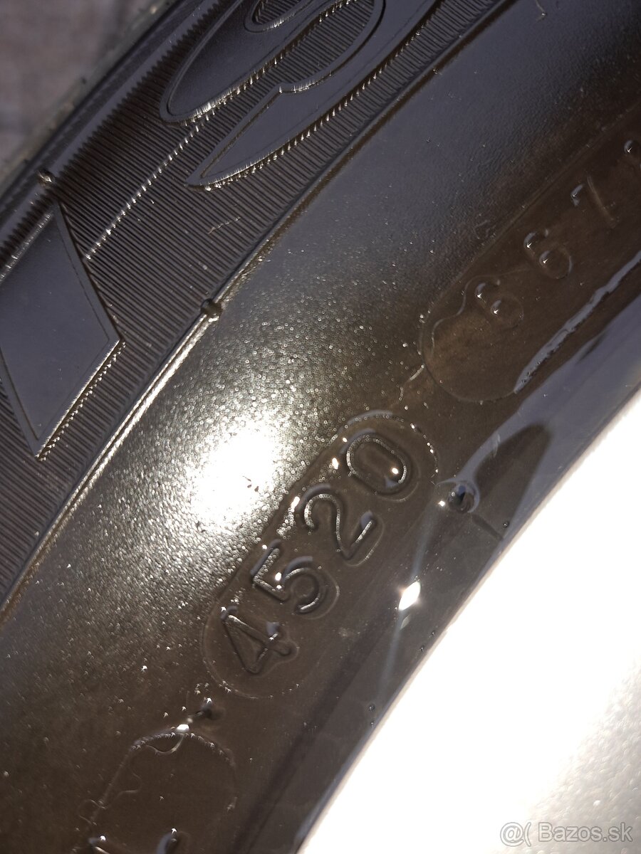 Predam celoročne pneumatiky + disky r 15 - 6